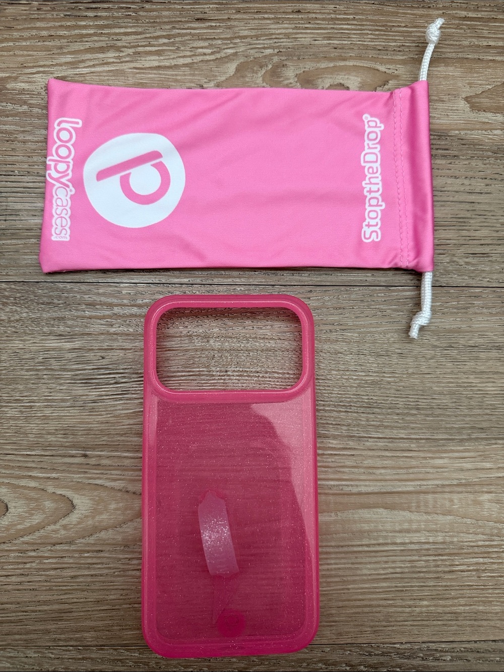 iPhone 17 Pro Max Loopy Case